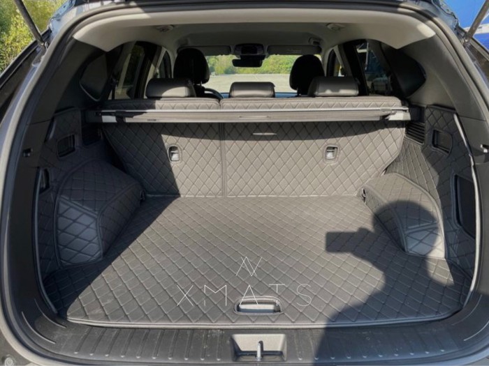 Hyundai Tucson 4 в багажник