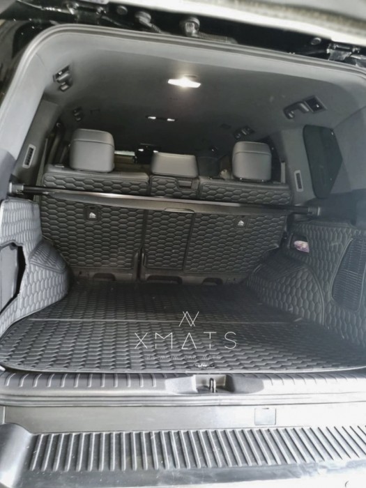 Lexus LX500d 5 мест багажник 
